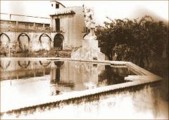 Vista del estanque del jardín. 1950. Archivo Histórico de Les Corts (AHLC).